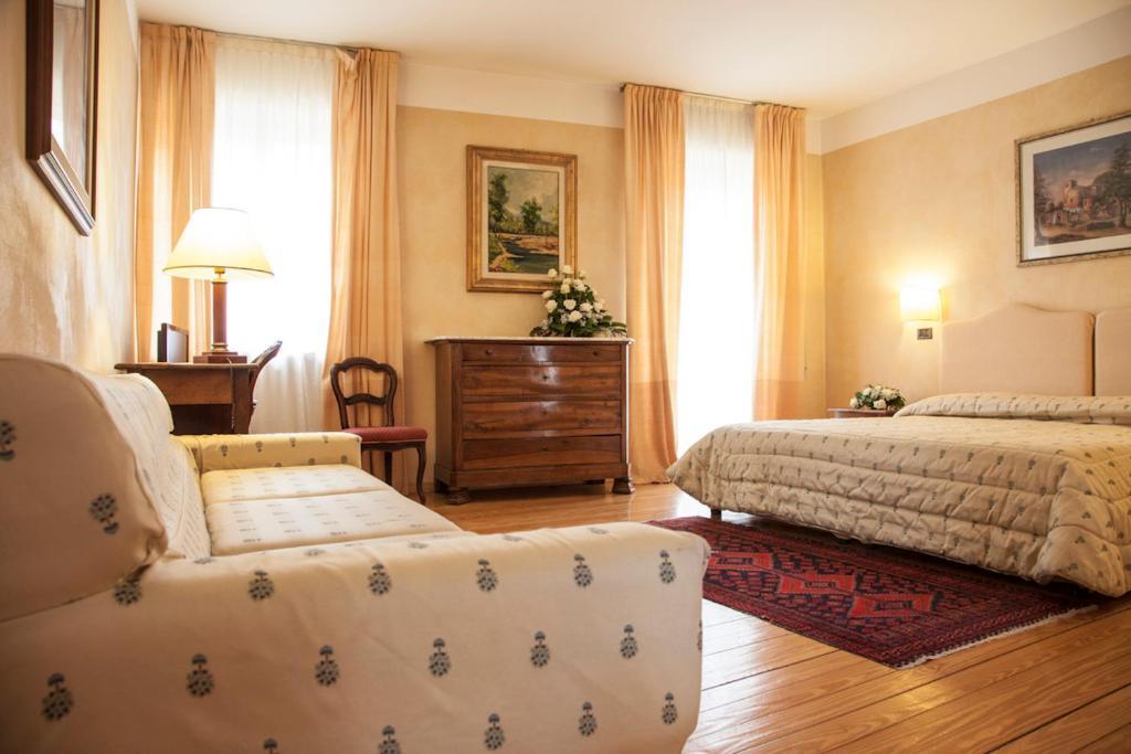 Locanda La Posta Cavour Zewnętrze zdjęcie