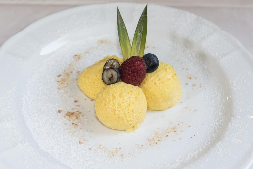 Locanda La Posta Cavour Zewnętrze zdjęcie